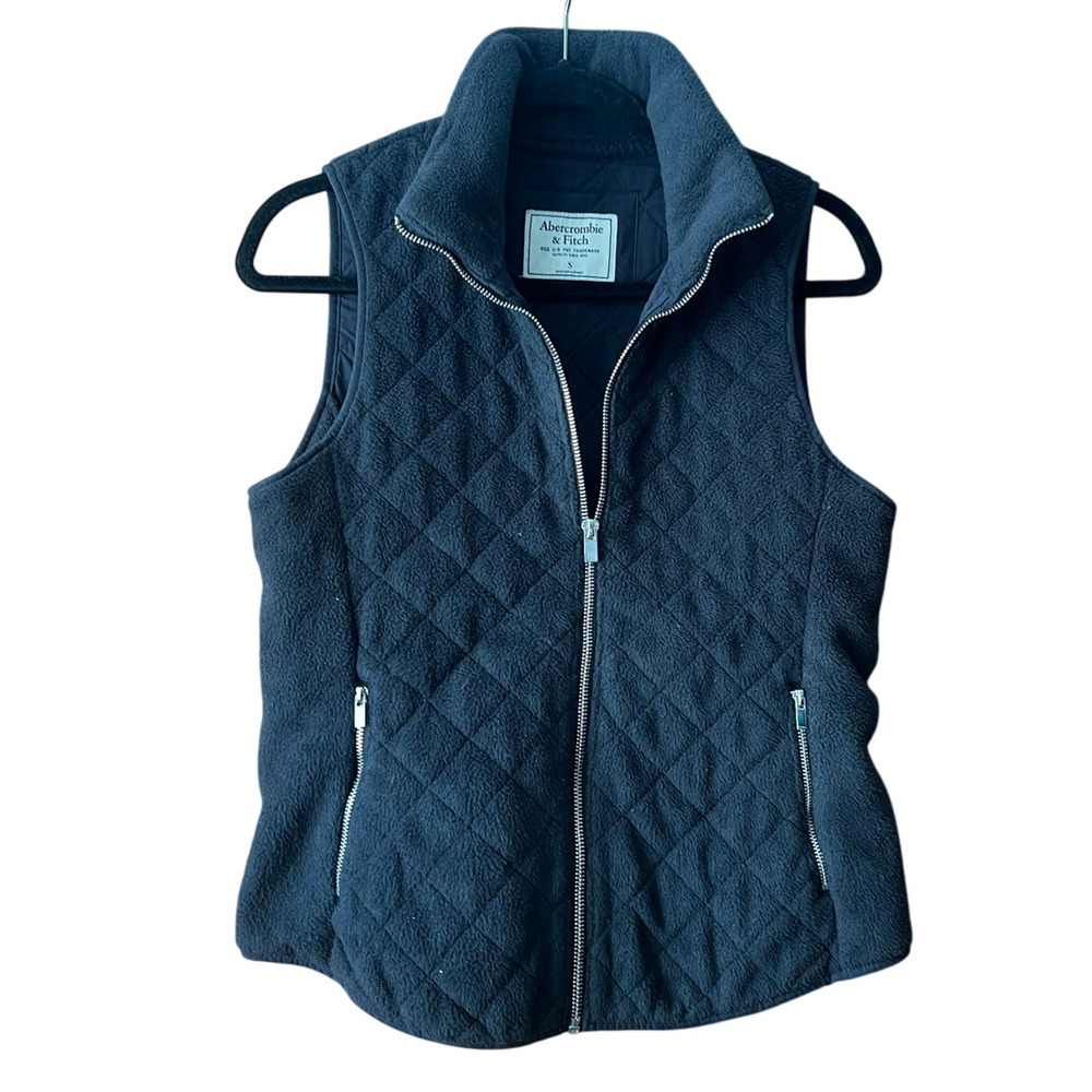 Abercrombie & Fitch Women’s Soft Shell Quilted Fleece Zip-Up Vest Black Size S - Picture 2 of 9